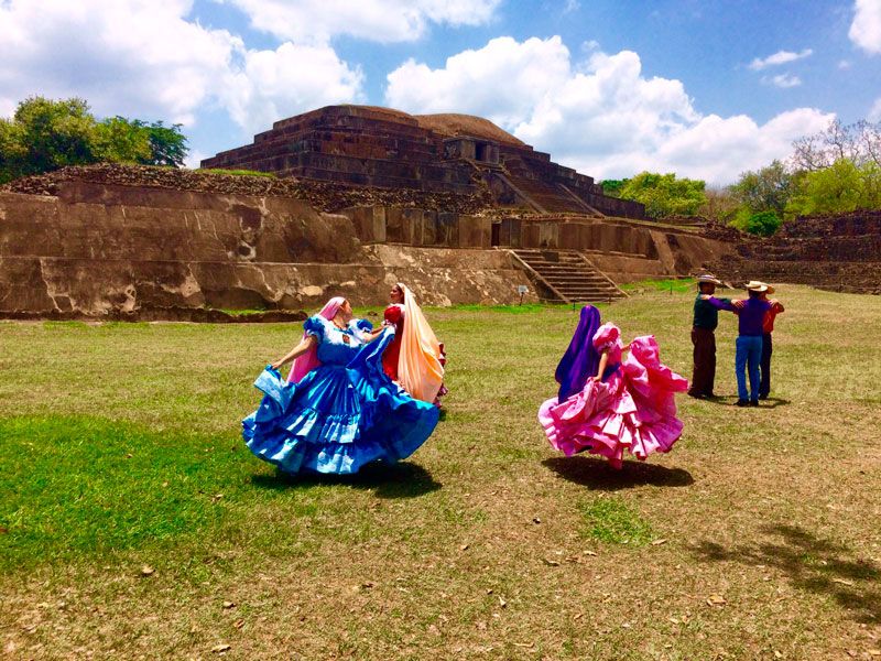 Sitio Arqueológico Tazumal. Municipio de Chalchuapa, departamento de Santa Ana, El Salvador. Bendita Tierra.